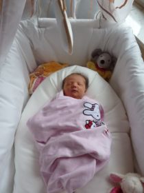 meine Wiege und ich.JPG